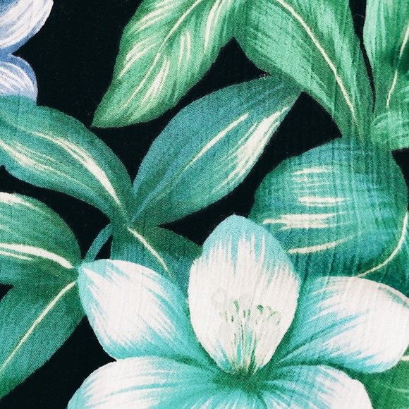 thrifted, front tie Hawaiian shirt - Picture 3 of 3